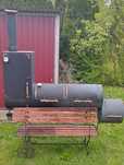 Grill, smoker, wędzarnia, na węgiel drzewny i drewno