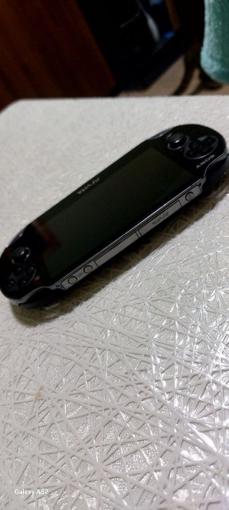 Ps vita oled (64 gb)
