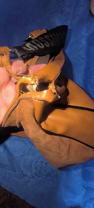 Oddam torebkę stan na zdjęciach welur skóra