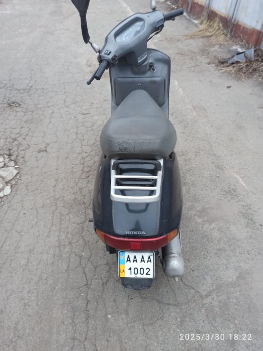 Скутер Honda Lead 90