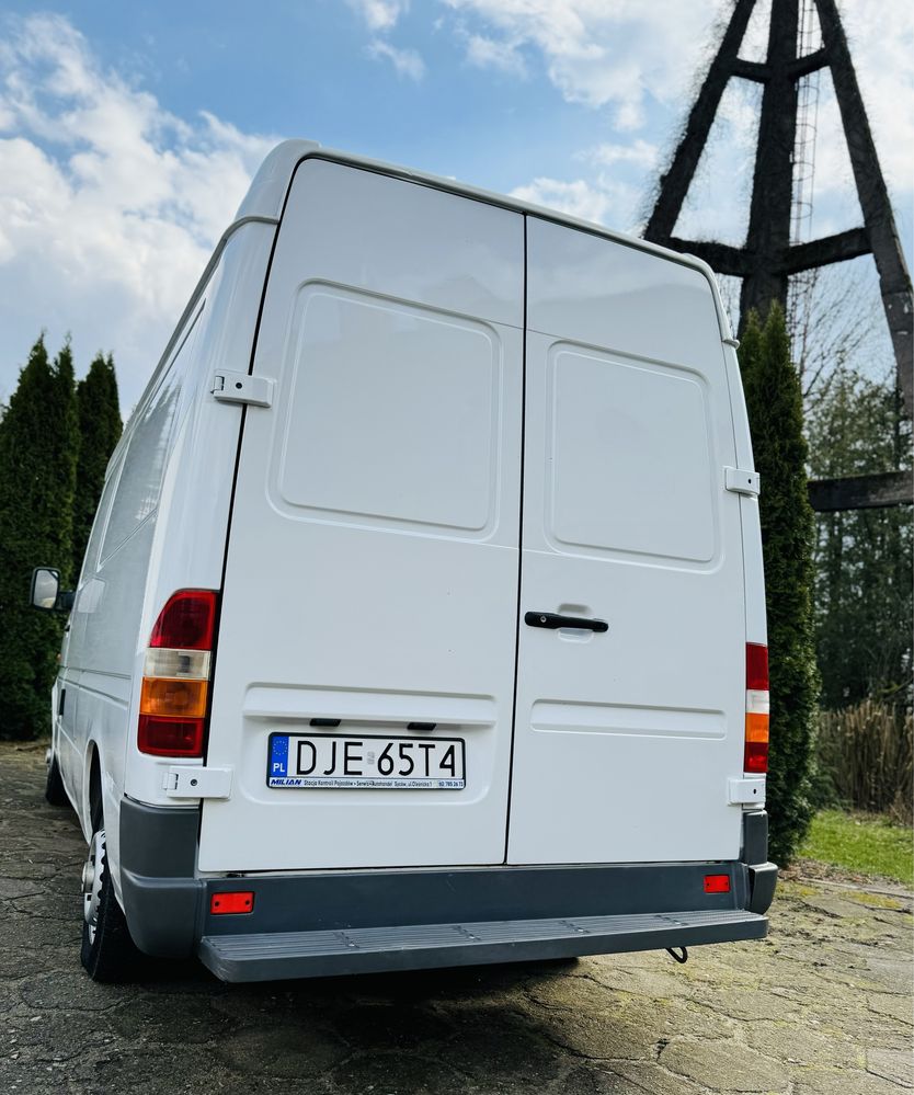 Mercedes Sprinter Foodtrack warzywniak piekarnia bar sklep