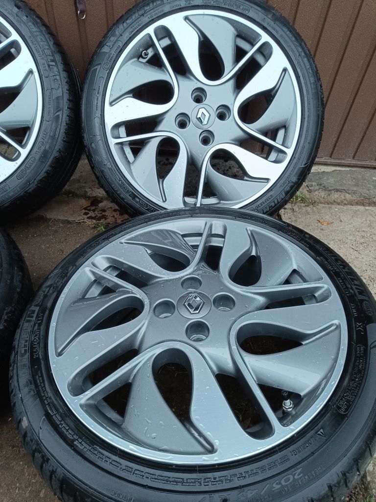 Alufelgi 17" 4x100 Renault Clio Captur Megane Et44