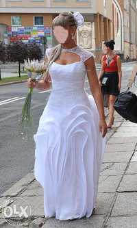 Suknia ślubna w stylu GLAMOUR – NIEPOWTARZALNA