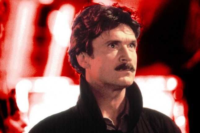 DORMINDO COM O INIMIGO (Julia Roberts/Patrick Bergin) Um Thriller real