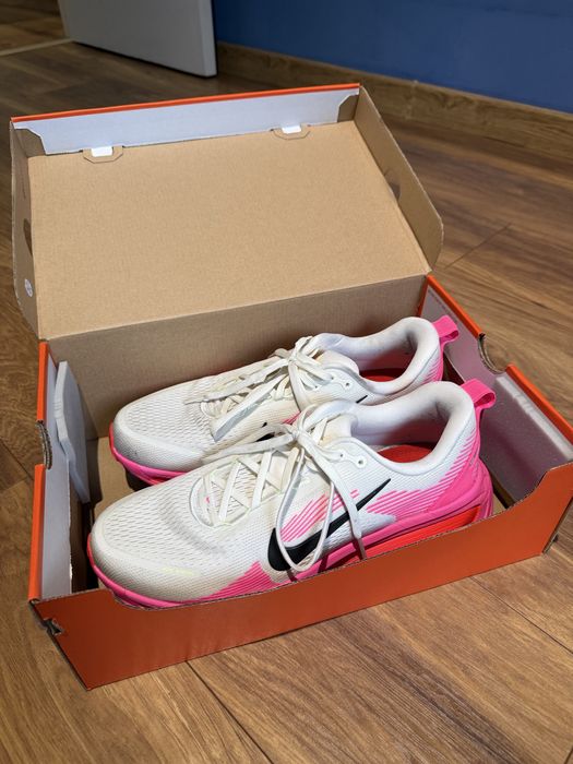 Nike ZoomX Invincible Run Flyknit 3 – rozmiar 44