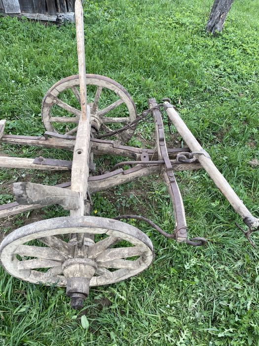 Продам віз деревяний старовинний