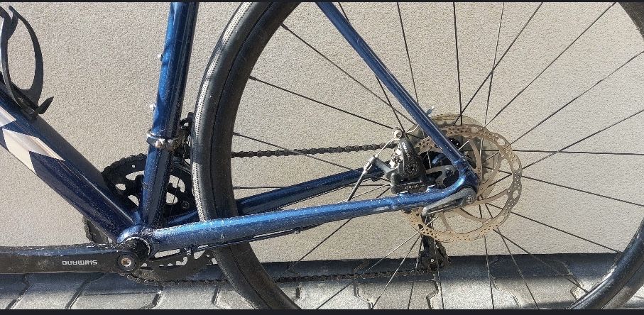 Piekny gravel szosa z 2023 cube trek domane al2 disc