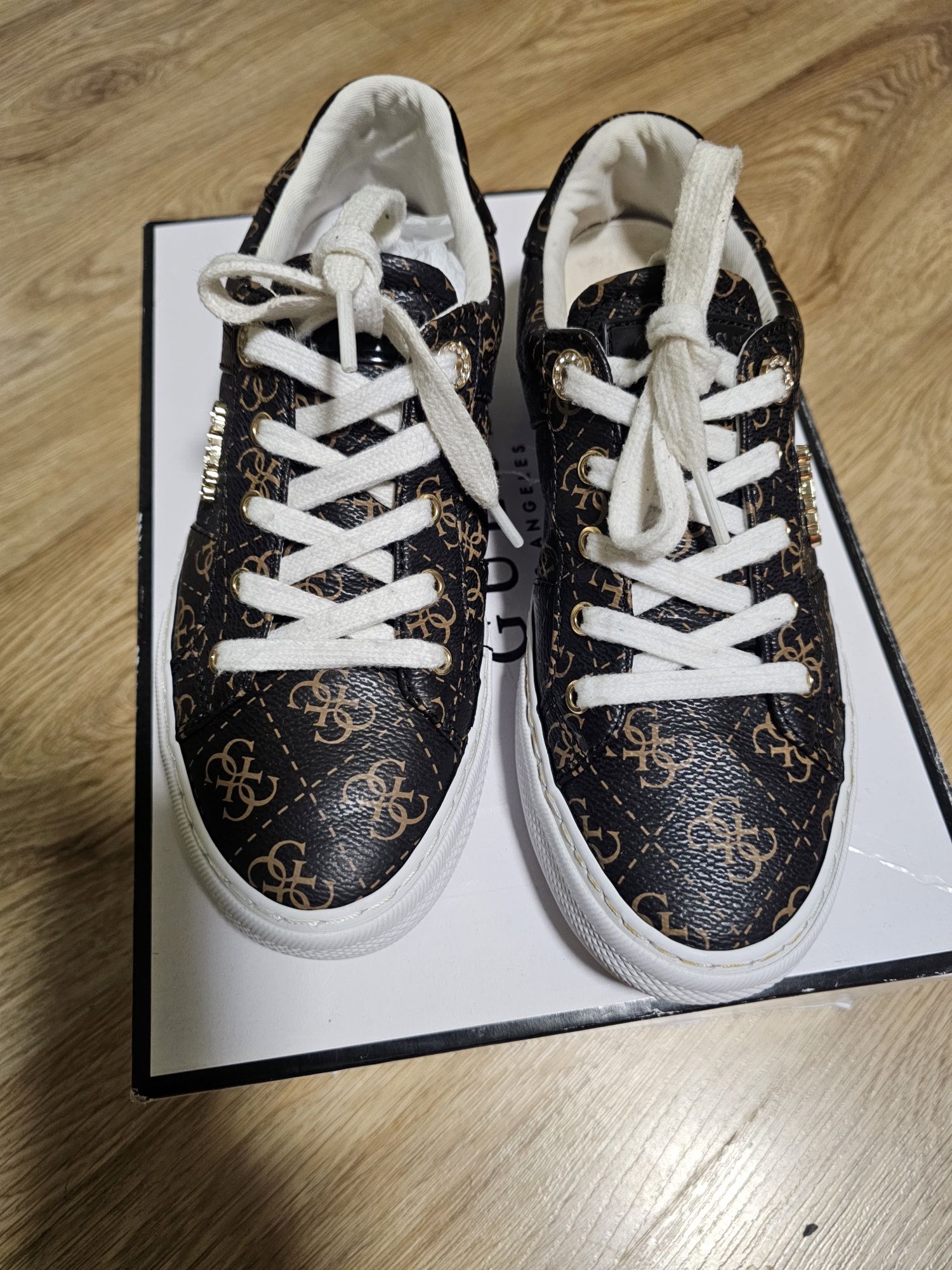 Брендовий одяг Guess original