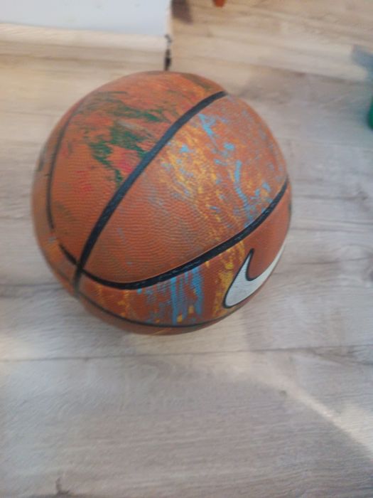 М'яч баскетбольний