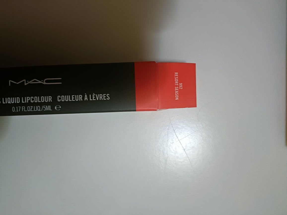 MAC Powder Kiss Liquid Lipcolour nr 992 Resort Season