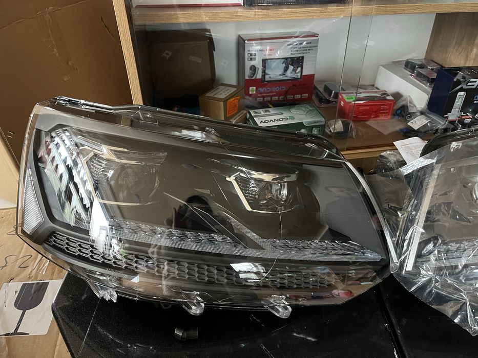 Передні led фари та є led стопи на vw T5, T6, T6.1