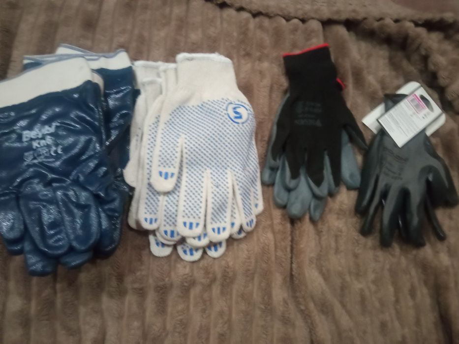 Перчатки нові робочі