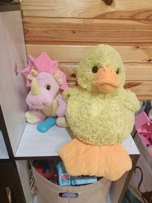 Віддам речі що на фото