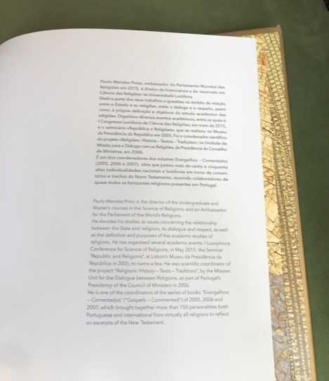 Livro 100 anos de Fátima de Paulo Mendes Pinto, edição CTT filatelia