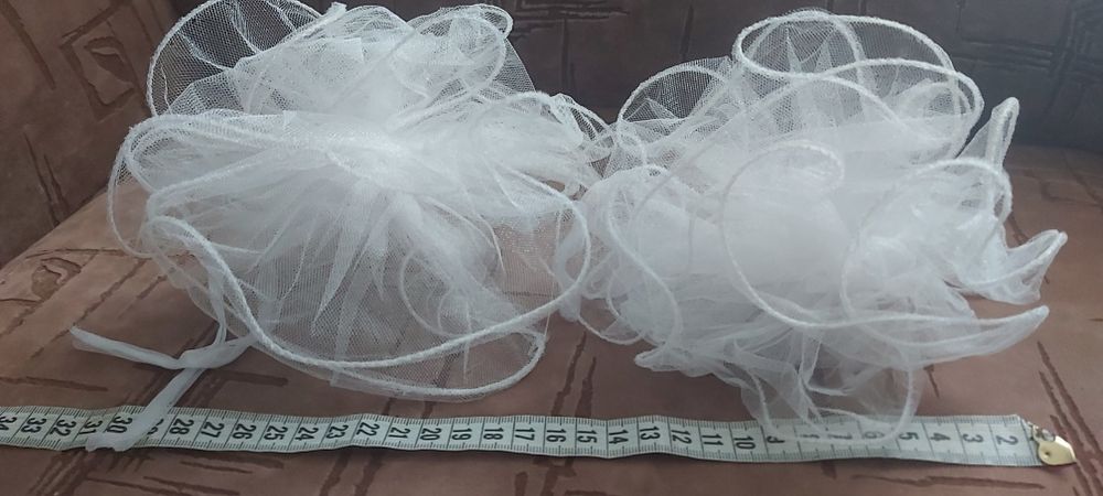 Продам банты 2 шт за 80 грн.