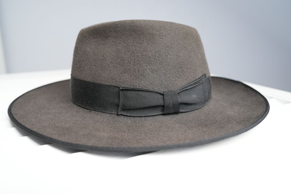 Kapelusz Stylowy Fedora Yva Berlin Projektant Czarny Unikat Stary