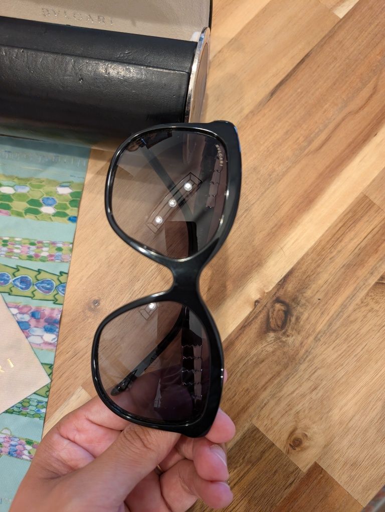 Óculos de Sol Bvlgari como novos