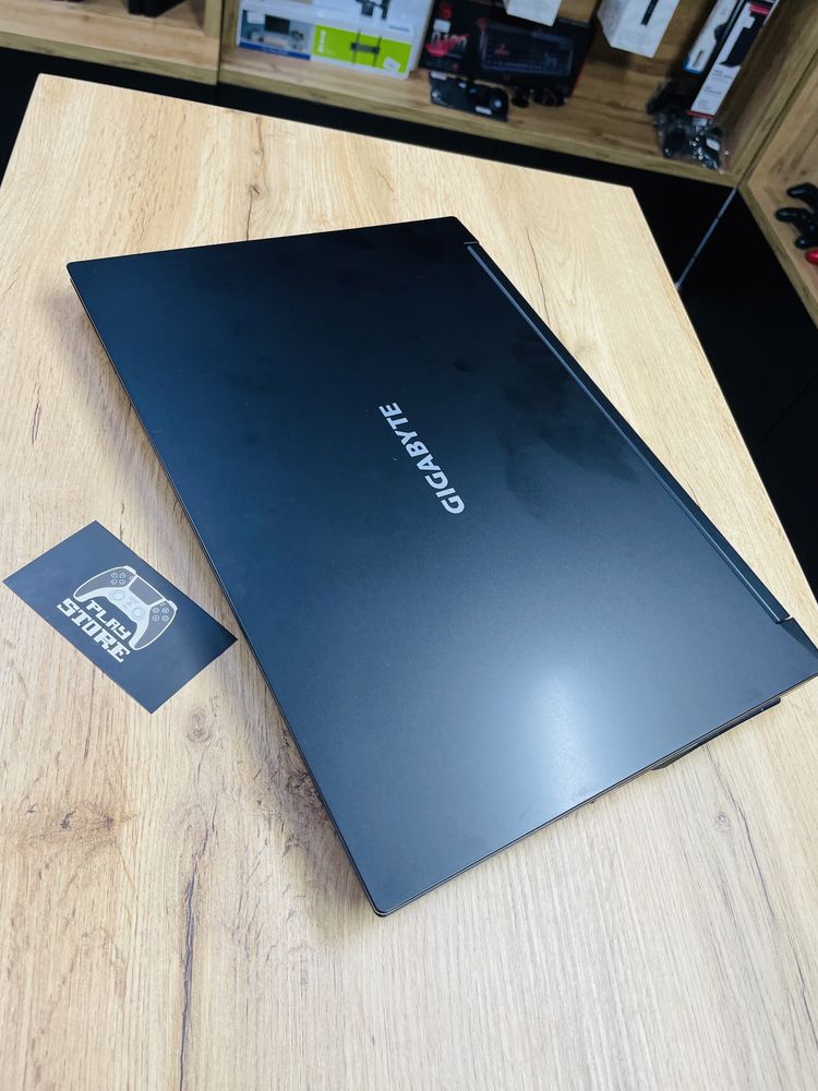 Ноутбук GigaByte G5 KD