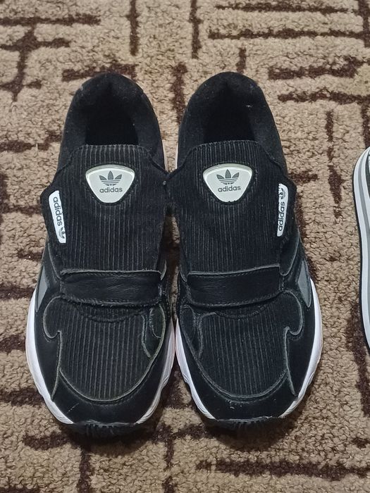 Premiata veja Adidas