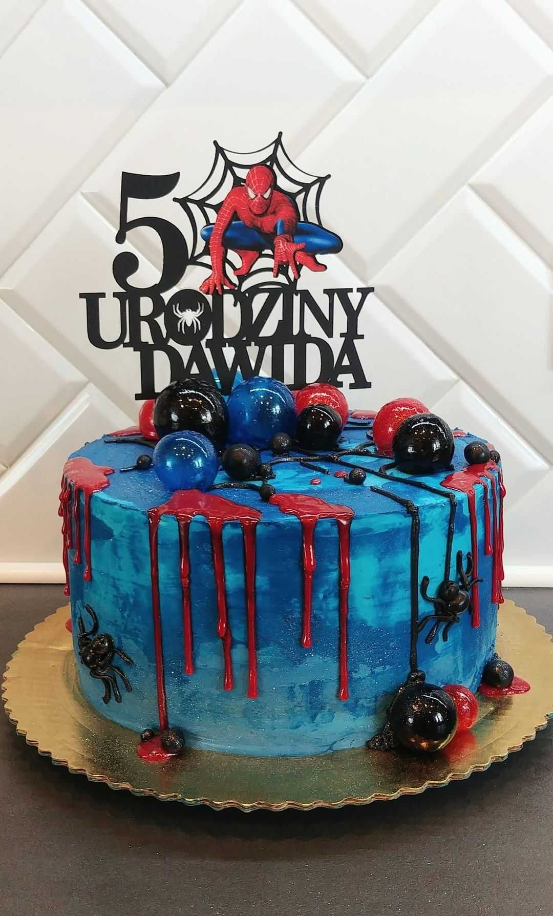 Tort urodzinowy, torty artystyczne
