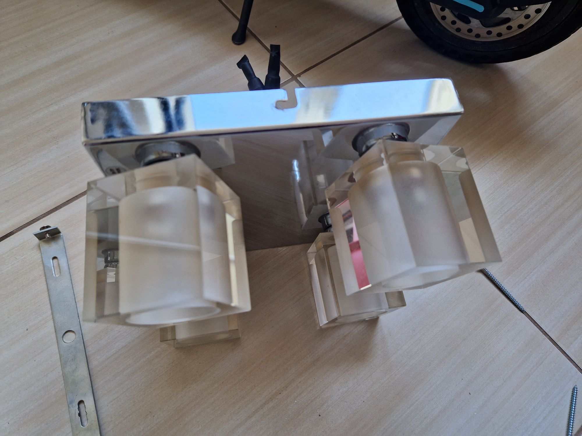 Lampa wisząca markslojd 230v 4x40w plus kinkiet 40w