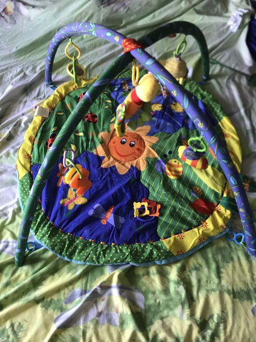 Розвиваючий килимок