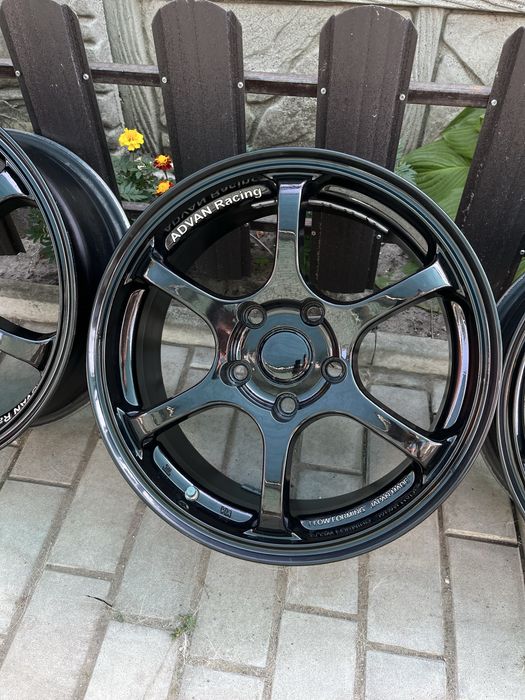 Диски R16 ADVAN Racing