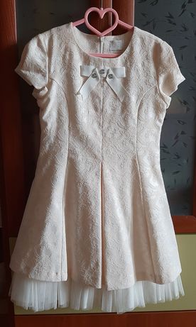 Платье нарядное новое для девочки р. 146 Польша