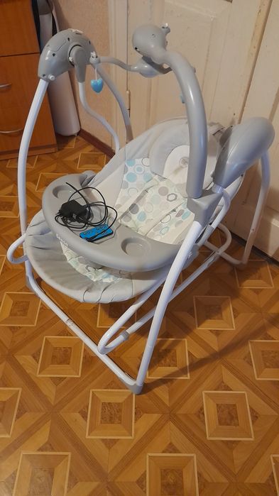 Дитяча гойдалка-шезлонг