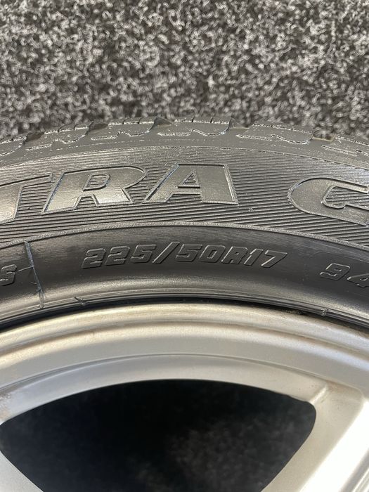 Продам Б/У шини Good Year 225/50R17 Eagle Ultra Grip GW-3 Run-Flat