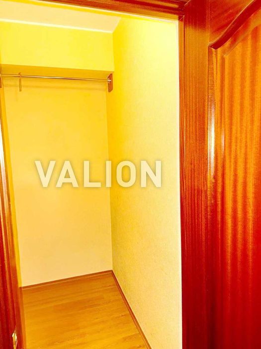 Продаж 3 кімн. кв. вул. Золотоустівська, 10-12, площа Галицька, Центр