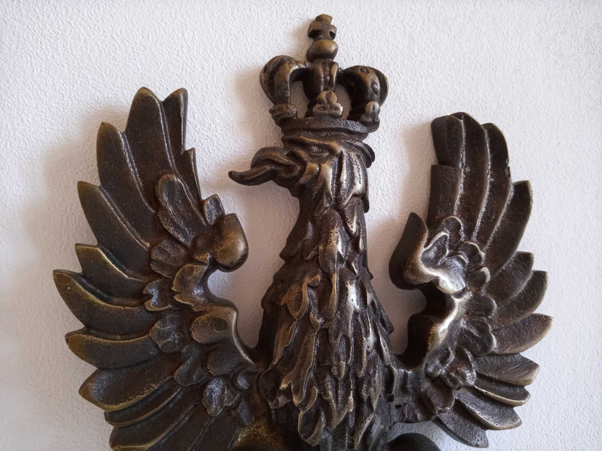 Orzeł w koronie - odlew z mosiądzu