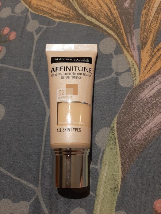 Podkład Maybelline Affinitone 02