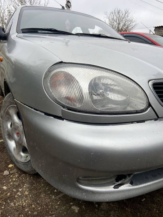 Автомобіль на повному ходу!!!
