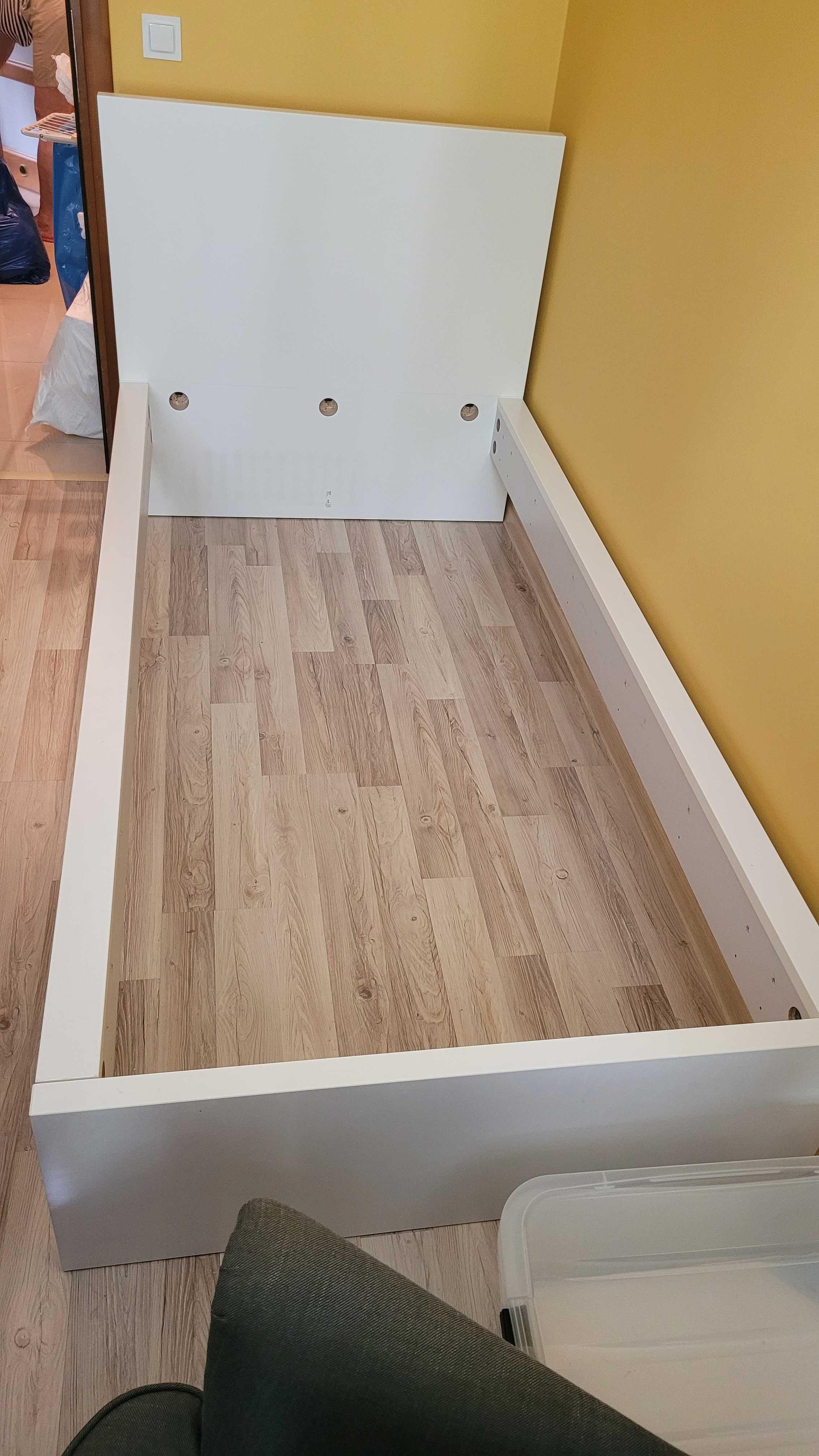 IKEA MALM Białe pojedyńcze łóżko 90x200 szuflady stelaż 105x209 TANIO