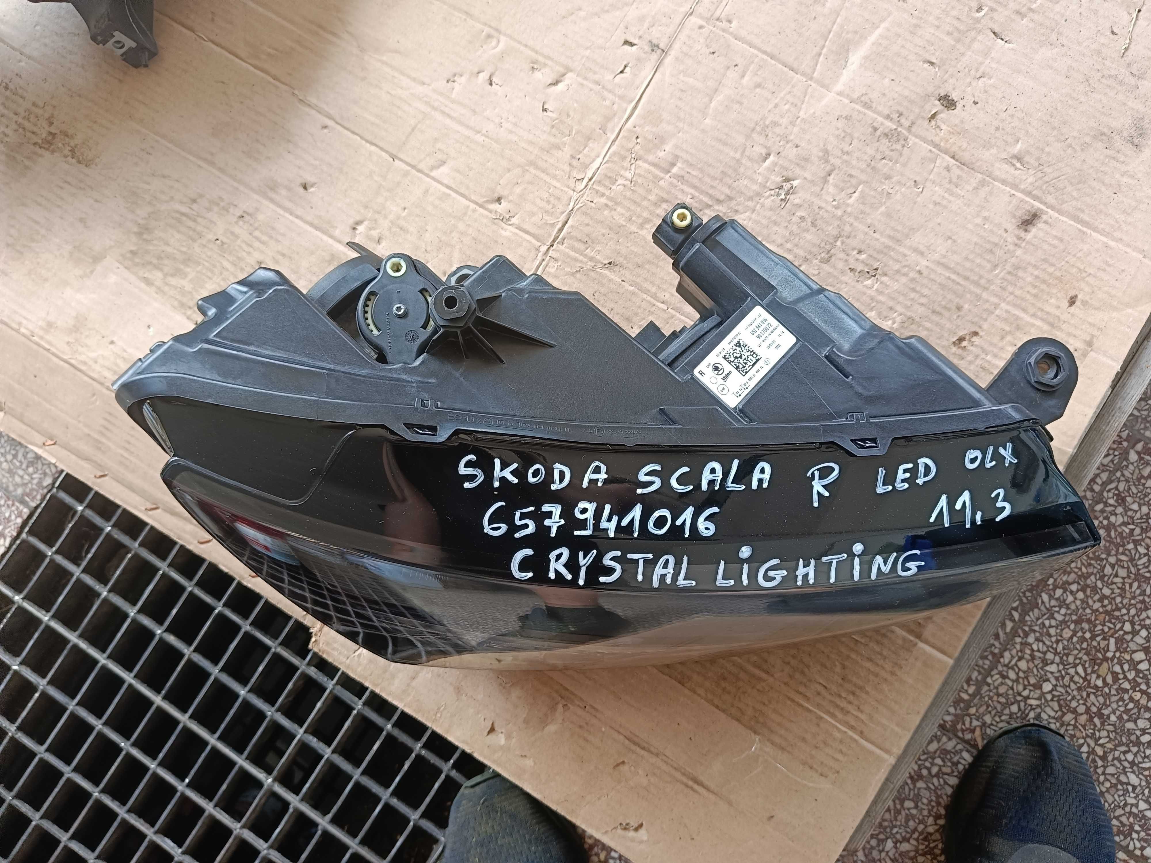 Lampa przednia Skoda Scala