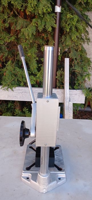 Стійка для дріллі