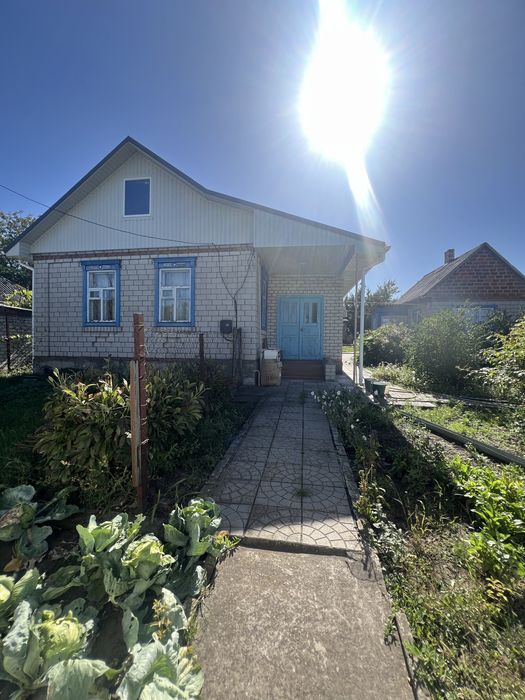 Продам ДОБРОТНИЙ будинок с. Садки  (  3 км  від  м. Кременчук)