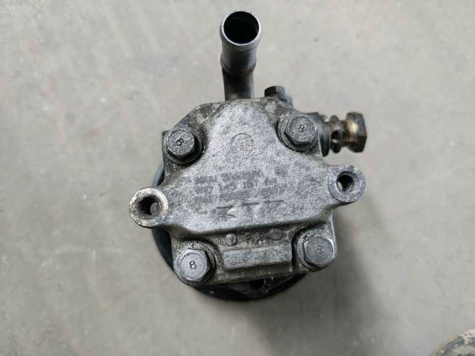 Sharan Alhambra MK1 lift 2.0 TDI pompa wspomagania 7M0.145.157AA