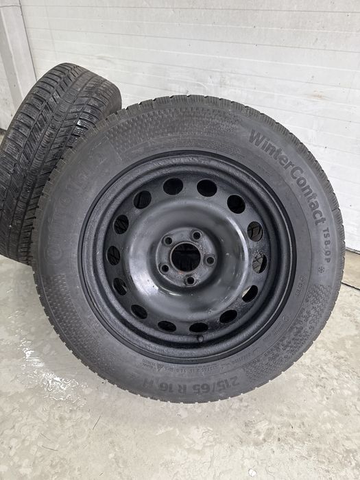 Felgi stalowe Peugeot Rifter 5x108 16 cali z oponami zimowymi Continen