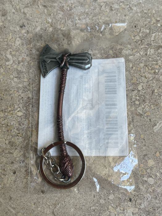 Porta-Chaves Estilo “Machado Thor Avengers” - Novo, Selado
