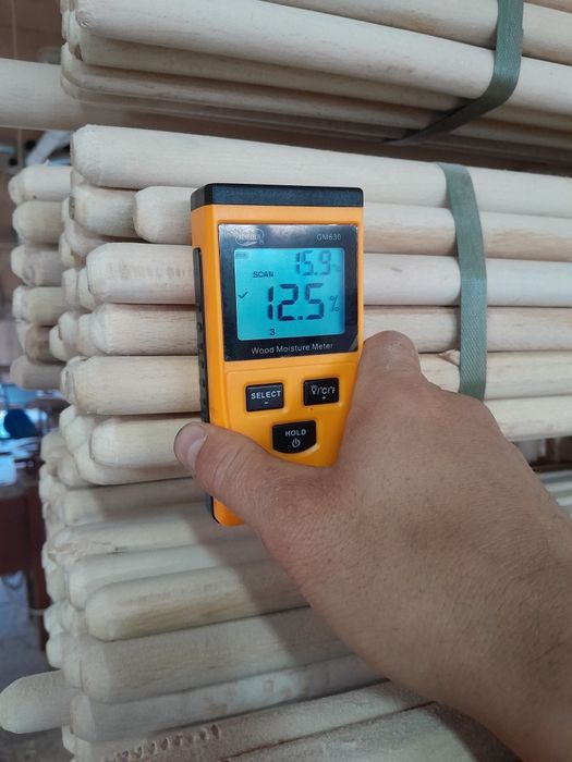 Держак дерев'яний Бук