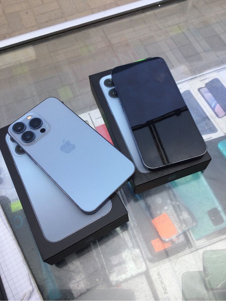 IPhone 13 pro 128 гіг з коробкою