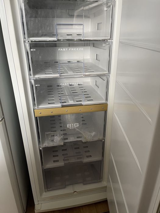 Морозильна камера SNAIGE