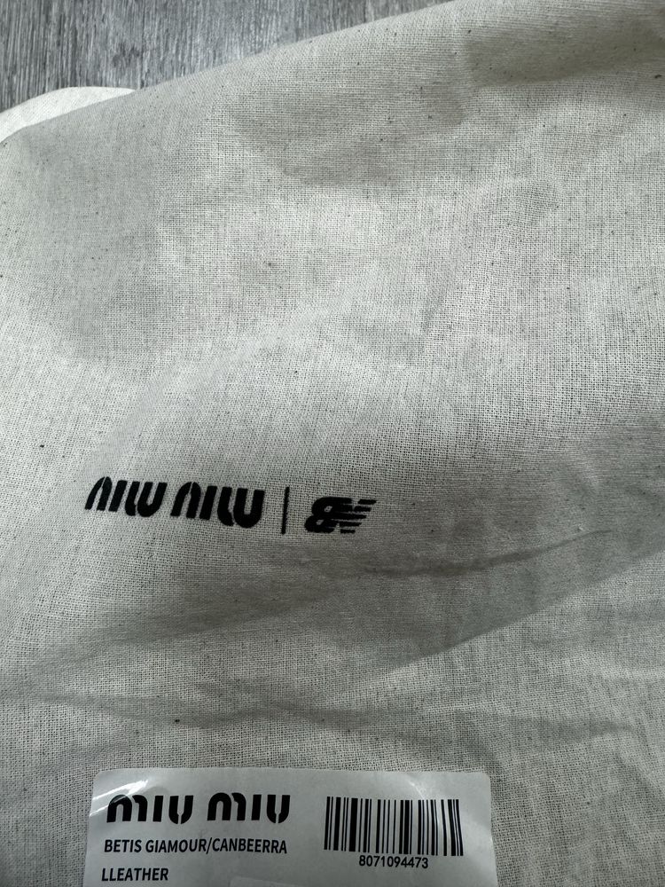 Adidasy New Balance Miu Miu