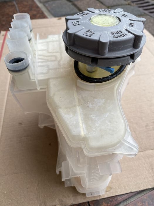 Zmywarka Bosch pojemnik na sól