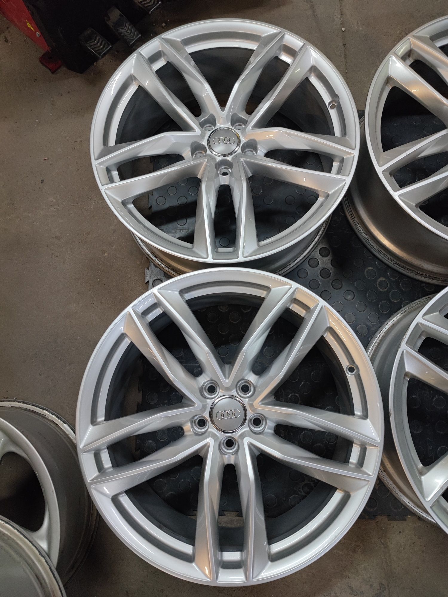 Felgi Alufelgi 5x112 8,5J x 20 Cali | Audi A6 C7 C8 A4 B9