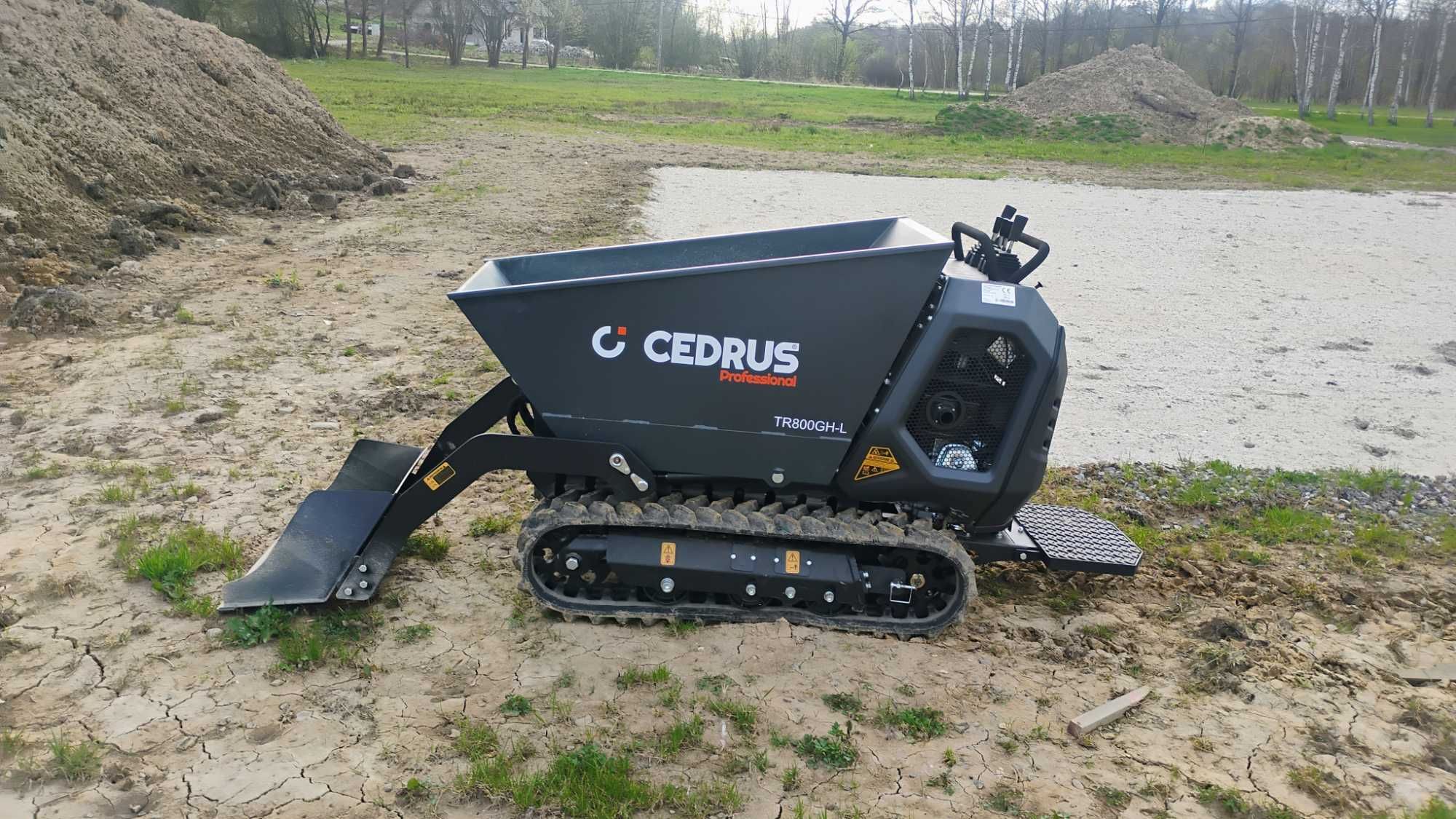 Transporter spalinowy Cedrus na gąsienicach Wozidło samozaładowcze