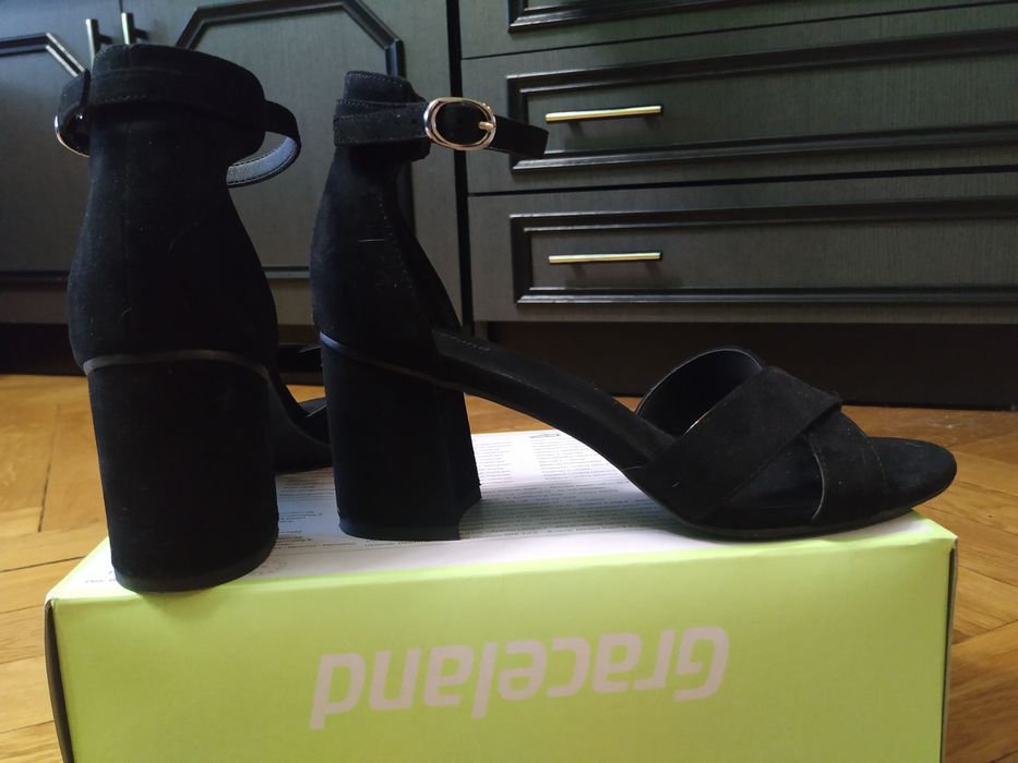 Buty na obcasie Graceland rozm.39