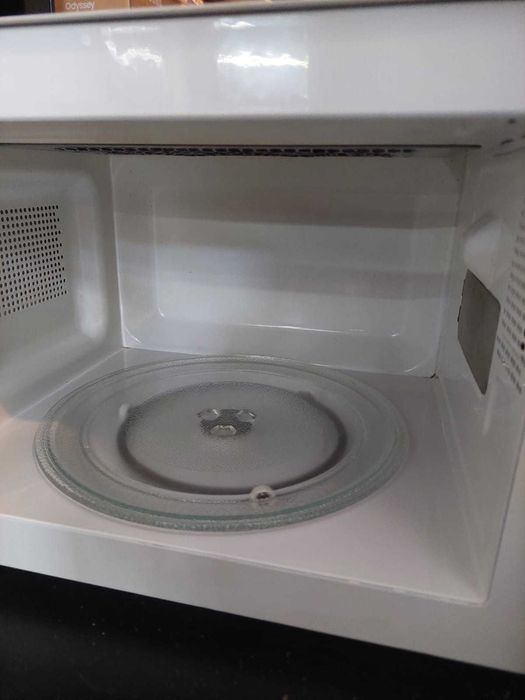 Kuchenka Mikrofalowa AMICA / Nowy Lombard / Cz-wa